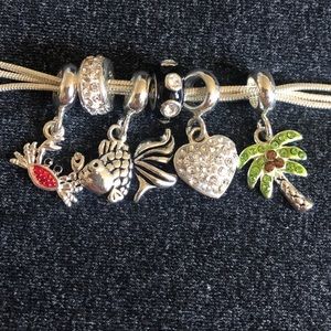 🌴 🐟 🦀 Tropical Theme Costume Bracelet